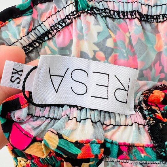 RESA NWT Revolve floral crop top , Size XS - Picture 8 of 9